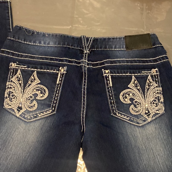 Jeans - Picture 5 of 6
